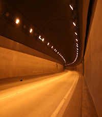 Освещение подземных туннелей